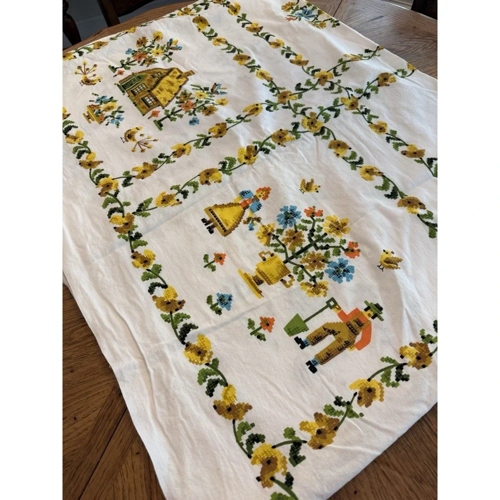 Vtg Folk Art Tablecloth Grid‎ With Farmer & Wife Cottage Flowers Bird 50